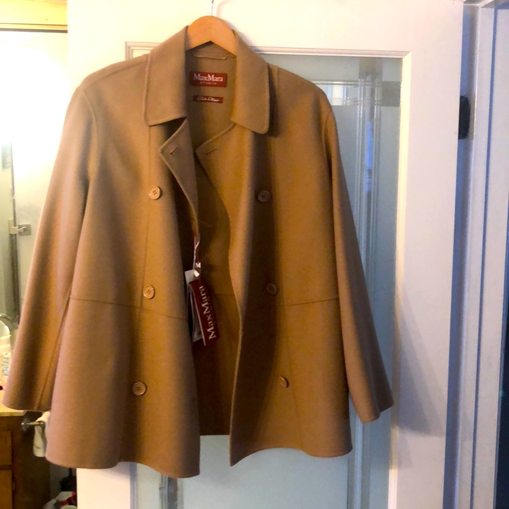 Brand New Maxmara cashmere pea coat.